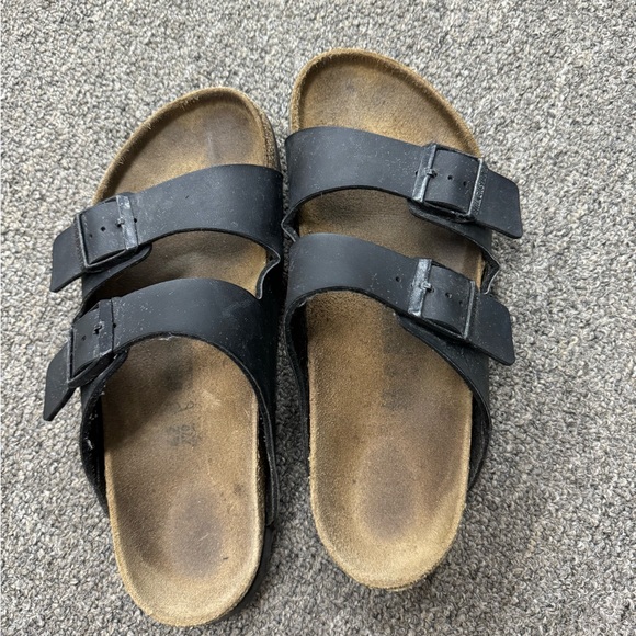 Birkenstock Other - Men’s Birkenstocks size 42